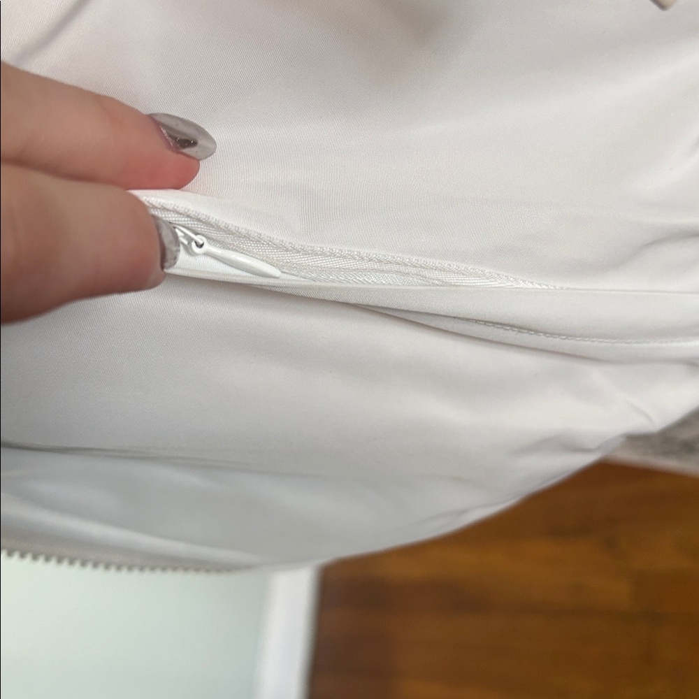 Alo Reversible Sherpa Windbreaker - Picture 8 of 13